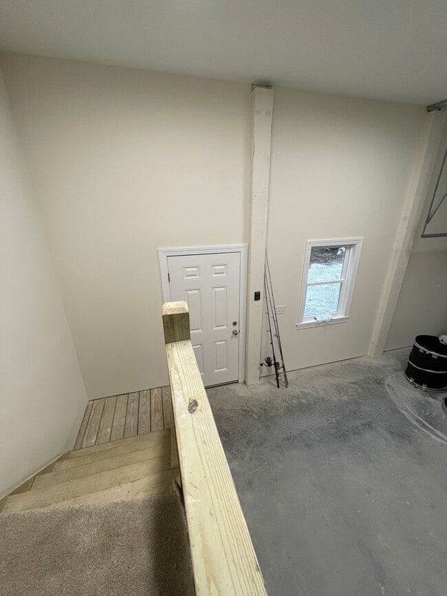 Building Photo - Long-Term Rental in Manteo – 3BR/2BA Moder...