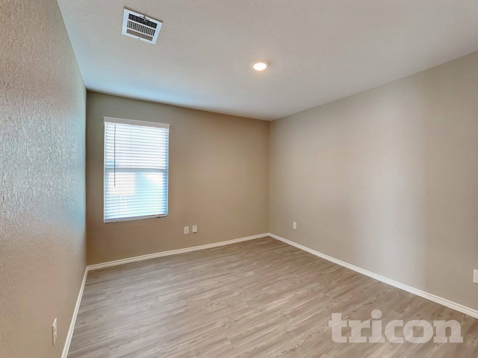 Building Photo - 10246 Devon Wheel St