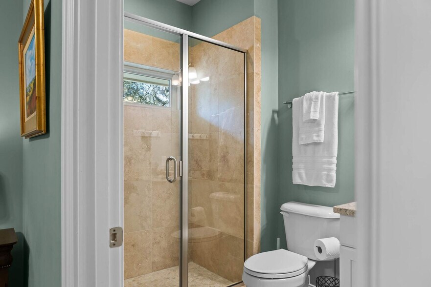 Building Photo - 30 Firethorn Ln