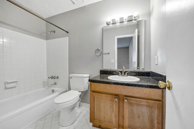 Building Photo - cpg4