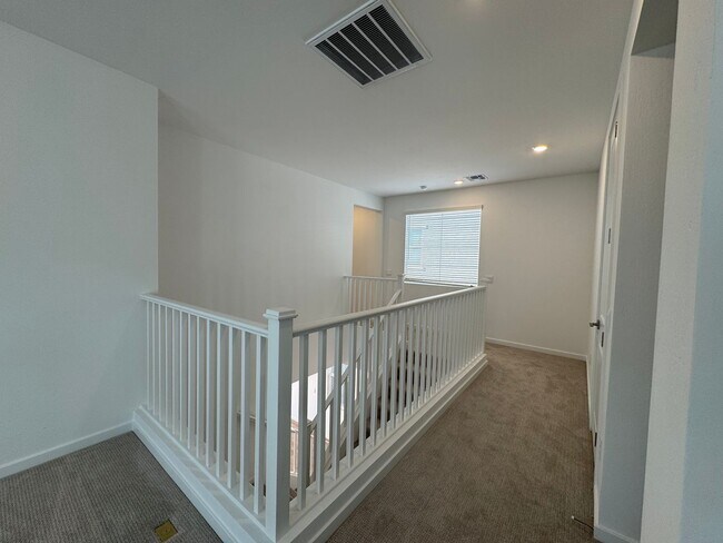 Building Photo - 3 BEDROOM NEW BUILD IN NORTERRA UNION PARK