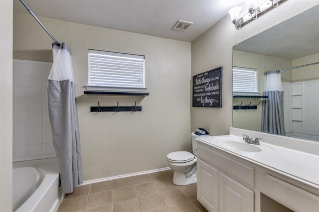 Building Photo - 12169 Thicket Bend Dr