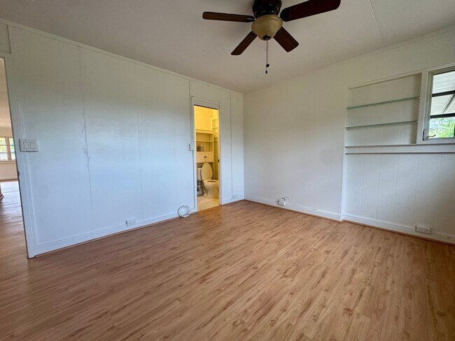 Building Photo - Single Family home in the the Olomana neig...