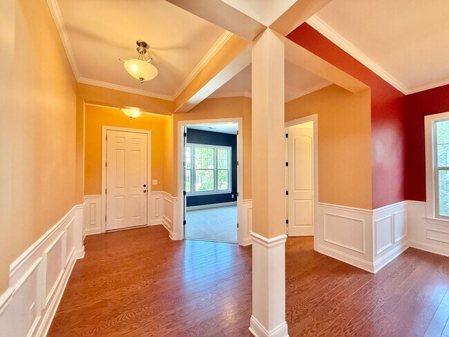 Building Photo - 1140 Litchborough Way