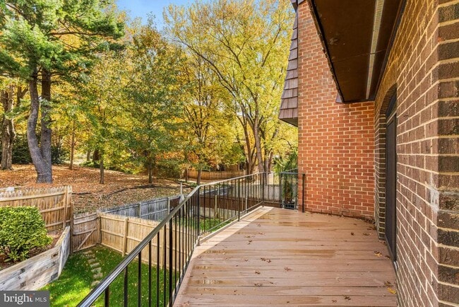 Building Photo - 4923 Casimir St