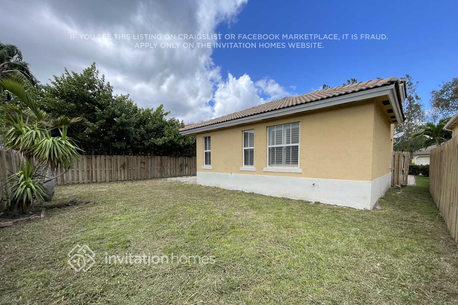 Building Photo - 9118 SW 161st Terrace