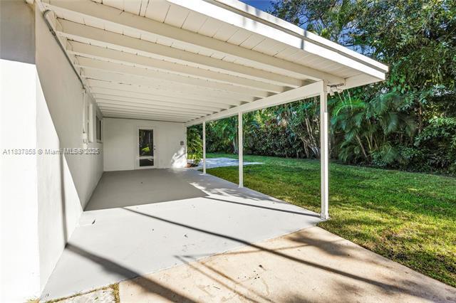 Building Photo - 5990 SW 86th St