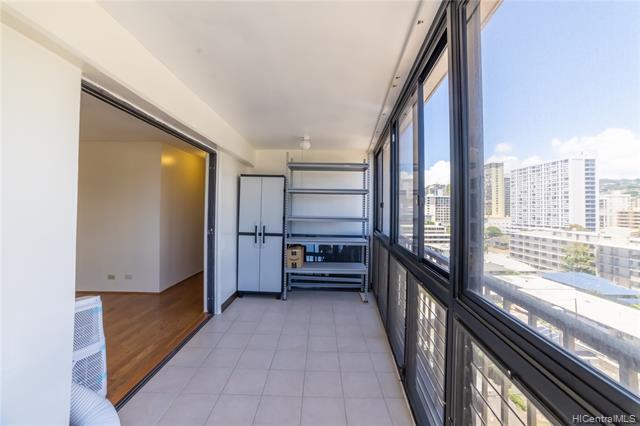 Building Photo - 1415 Liholiho St