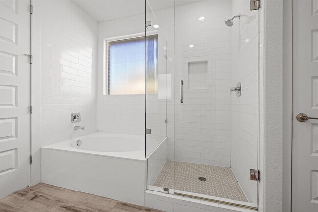 Building Photo - 1120 Bear Track Loop