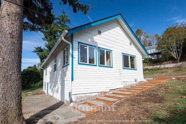 Building Photo - 6850 S 133rd St