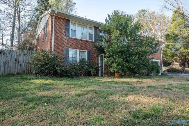 Building Photo - 205 High Rd