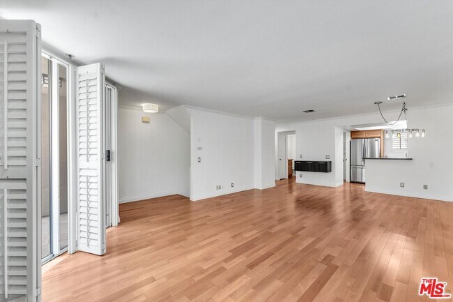 Building Photo - 4164 Tujunga Ave