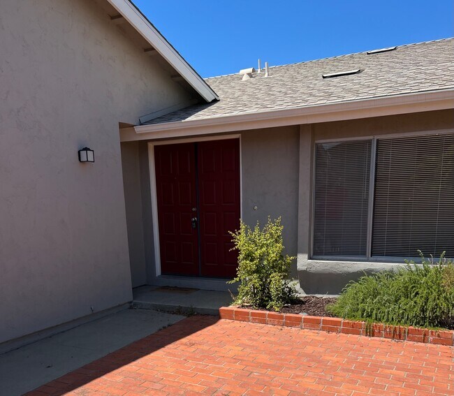 Building Photo - 4490 Cather Ave