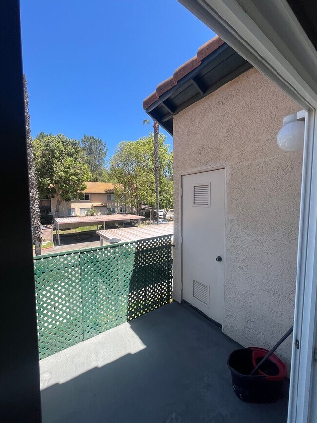Building Photo - 11235 Avenida De Los Lobos