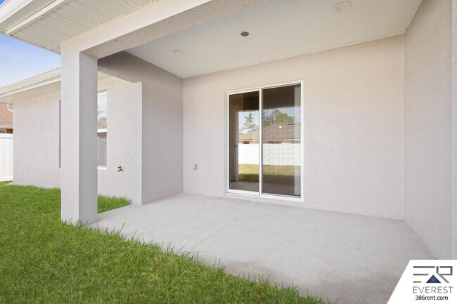 Building Photo - FULLY FENCED, LIKE NEW 3/2/1 TOWNHOUSE ON A CUL DE SAC IN BEAUTIFUL SEMINOLE WOODS