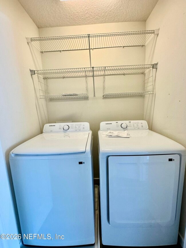 Building Photo - 3587 Pebble Path Ln