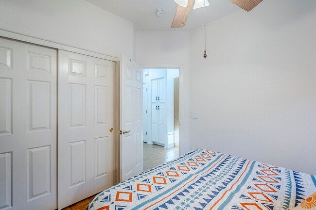 Building Photo - 4269 E Cassia Ln
