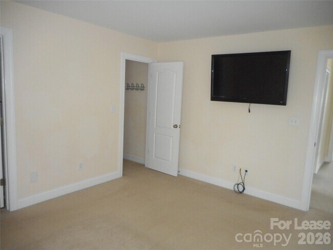 Building Photo - 9628 Daufuskie Dr