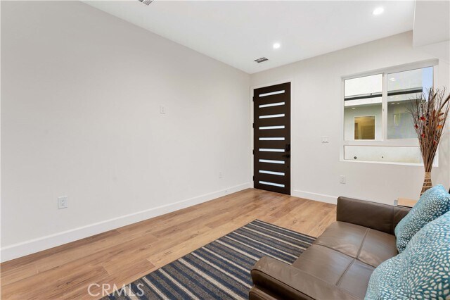 Building Photo - 4559 W 18th St