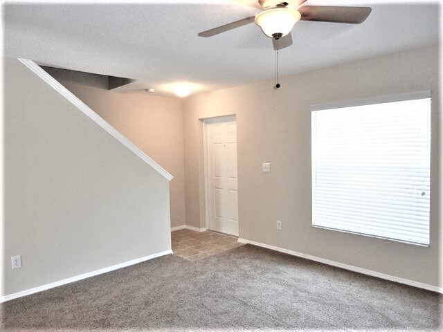 Building Photo - 2050 Harcourt Pl