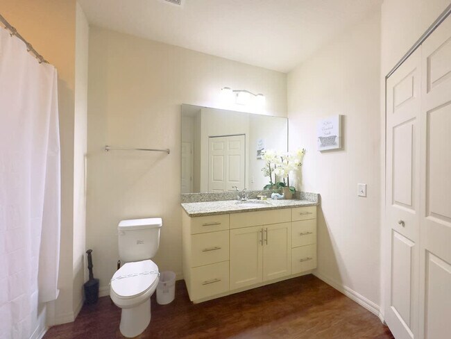 Building Photo - 8996 Silver Pl