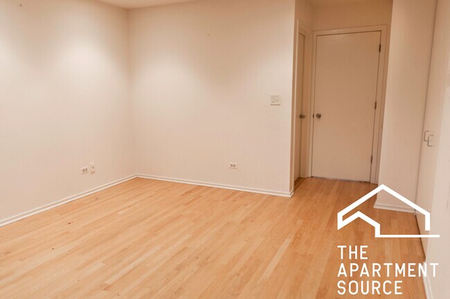 Building Photo - 1810 N Fremont St