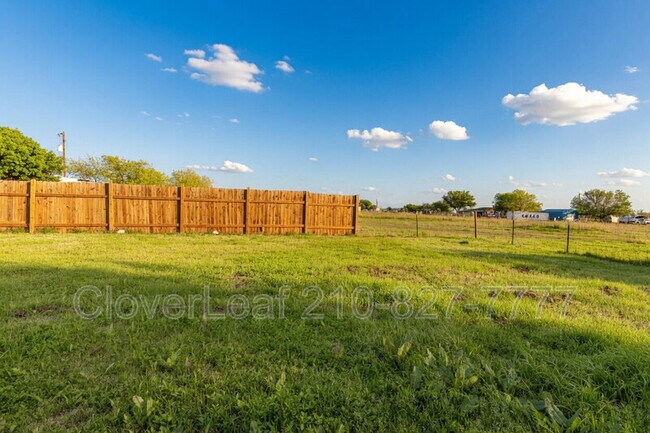 Building Photo - 226 Sunfire Trail
