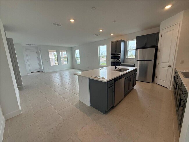 Building Photo - 2949 Sailhouse Dr