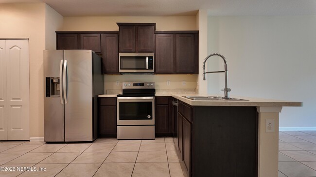 Building Photo - 7755 Legacy Trl