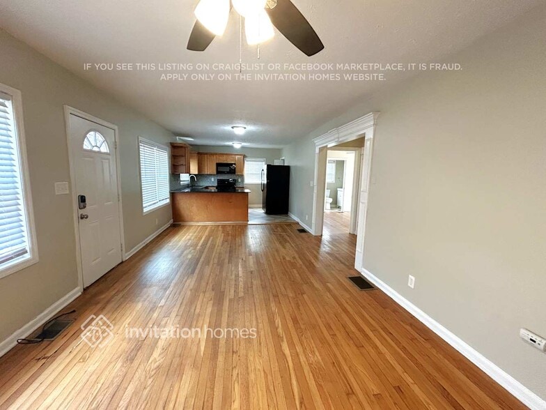 Building Photo - 2771 Joyce Ave