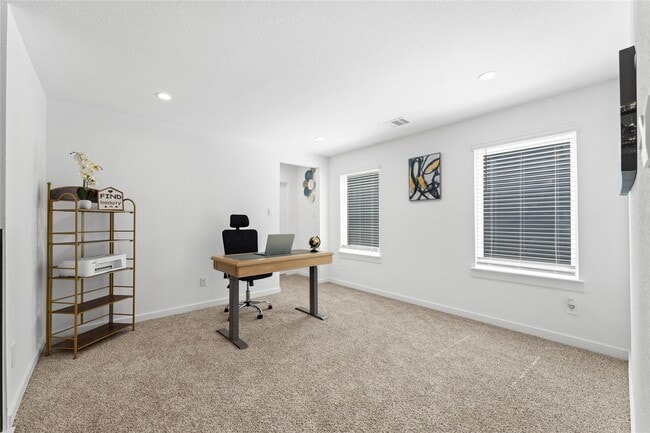 Building Photo - 2929 Amherst Mdw Ln