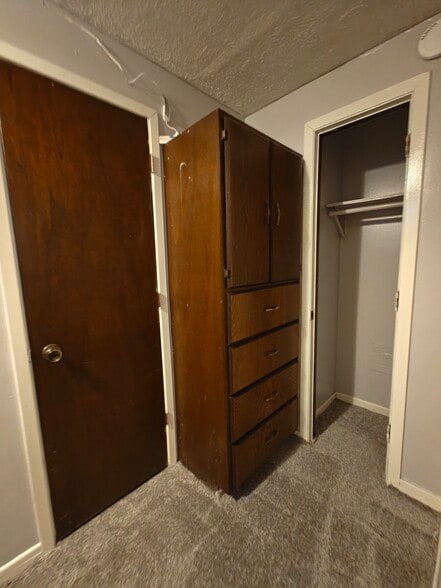 Built in storage - 919 N Elm Ave