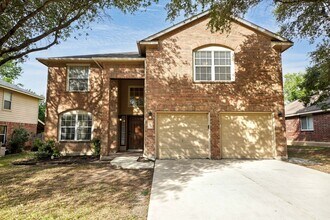 Building Photo - Beautiful Rental now available in Thistle Creek (Schertz) - 5 Bedrooms! Realtor Commission: $750