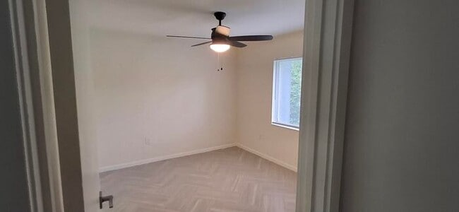 Building Photo - Exceptional Fully Remodeled 2-Bedroom, 2-Bath Duplex in University PlaceFenced Yard
