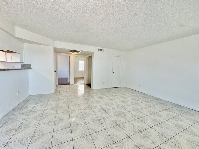 Building Photo - DOWNSTAIRS CONDO | RECENLY REHABBED 2 BEDROOM 1 BATH | ACROSS FROM CSN CHEYENNE