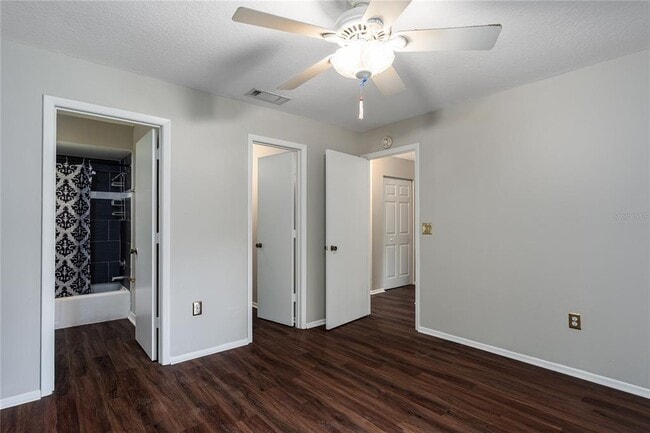 Building Photo - 1551 41st Ave Dr E