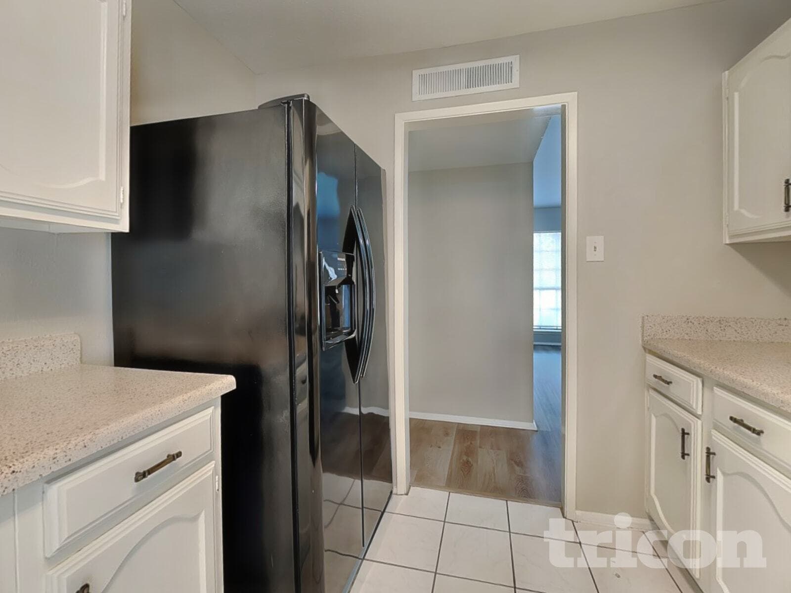 Building Photo - 2806 Quail Run Dr