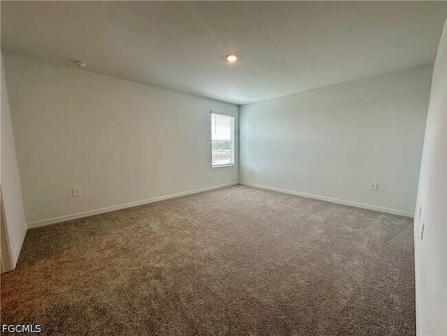 Building Photo - 11812 Cloverly Ln