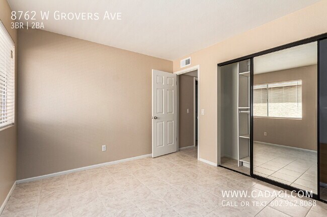 Building Photo - 8762 W Grovers Ave
