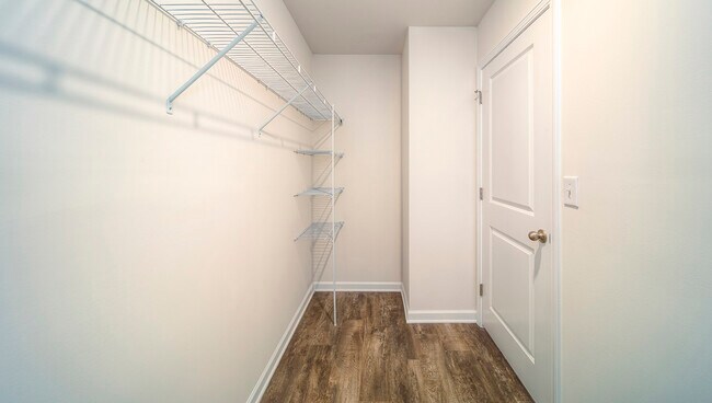 Building Photo - 5620 Harrison Trace Dr
