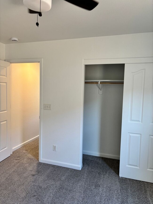 Building Photo - PRICE JUST REDUCED ONLY $2,600 PER MONTH F...