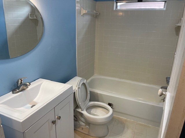 Building Photo - 250 Vernis Ave