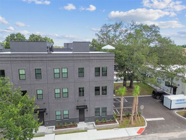 Building Photo - 801 3rd Ave