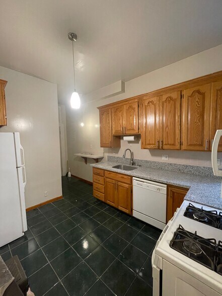 Kitchen - 4186 20th St