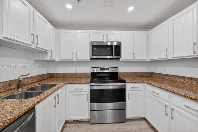 Building Photo - 5271 SW 8th St