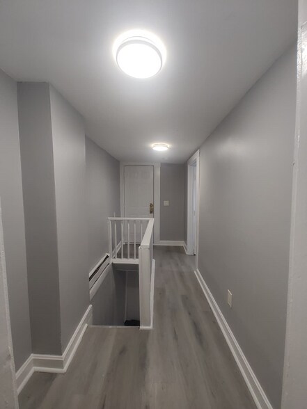 Building Photo - 179 New St