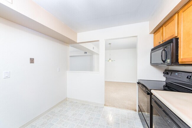 Building Photo - 19130 Northridge Dr