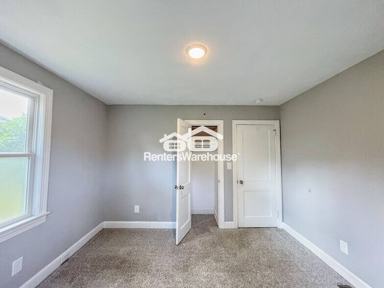 Building Photo - 3560 Norland Ct