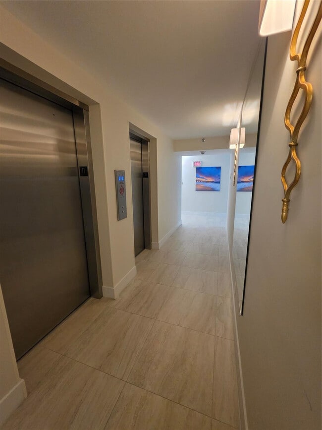 Building Photo - 5550 N Ocean Dr