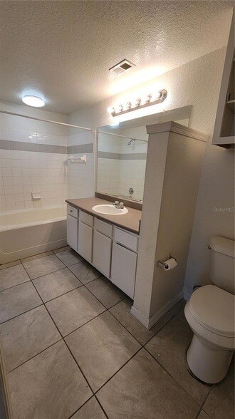 Building Photo - 3724 Castle Pines Ln